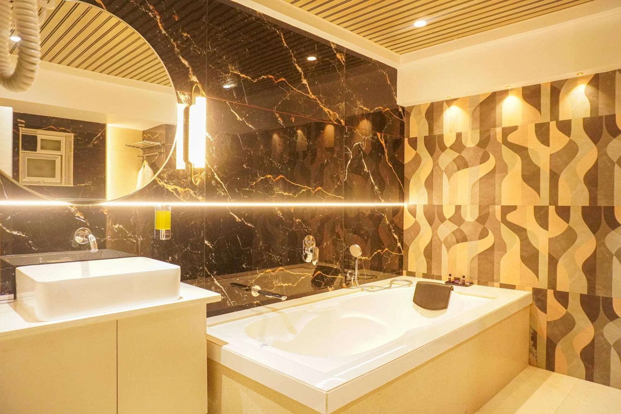 Hotel Spencer-Navi Mumbai Esterno foto